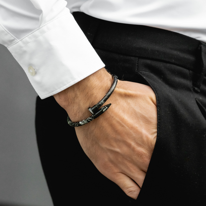 Bracelet Black Nail with Zircon Diamond - Black Leather