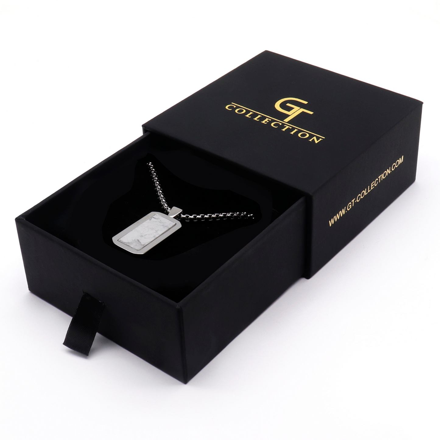 Collana in argento con pendente rettangolare in howlite