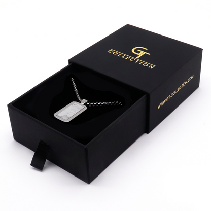 Collana in argento con pendente rettangolare in howlite
