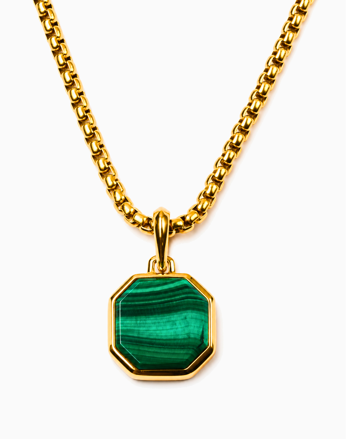 Gold chain necklace with octagonal green malachite pendant and clasp