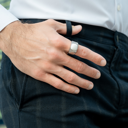 Men's 925 Sterling Silver RING with White HOWLITE stone
