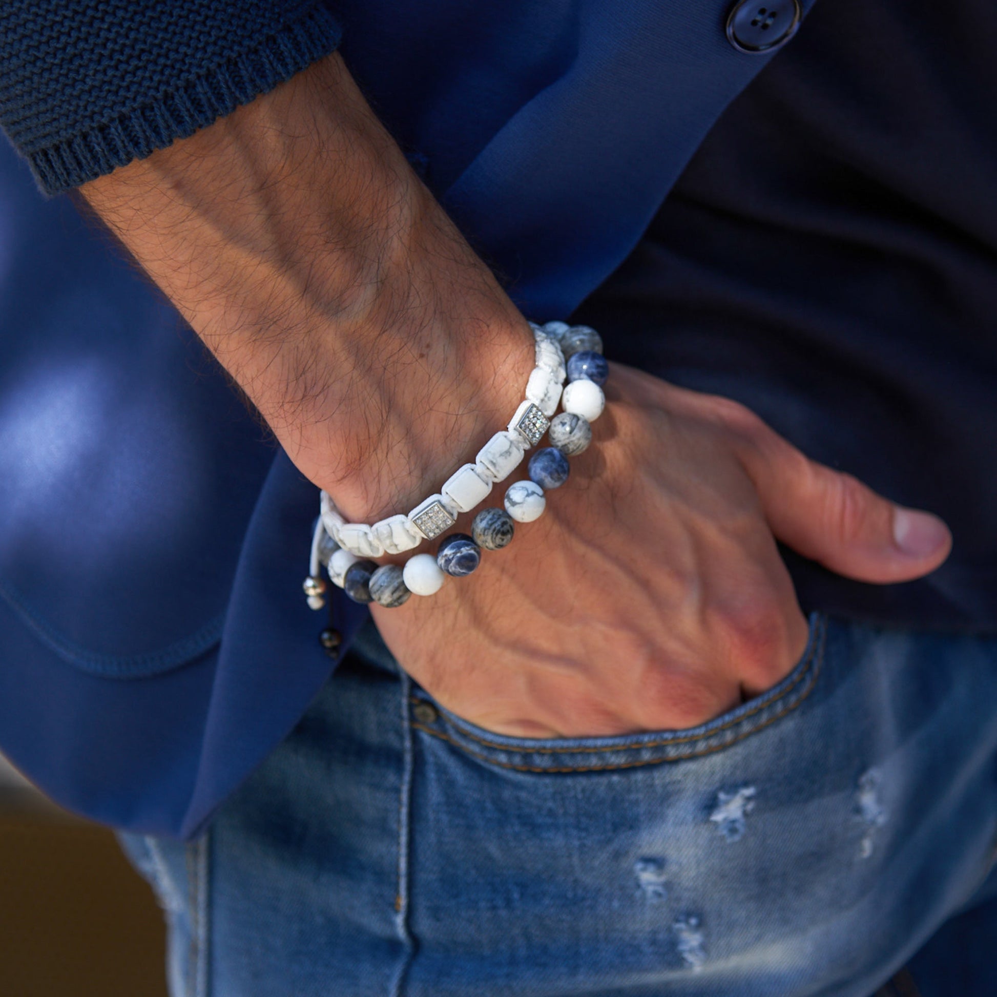 Bracelet - HOWLITE Flatbead Bracelet For Men - White Stones & White Gold CZ Bead
